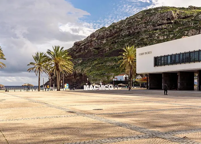 Bay Machico (Madeira)